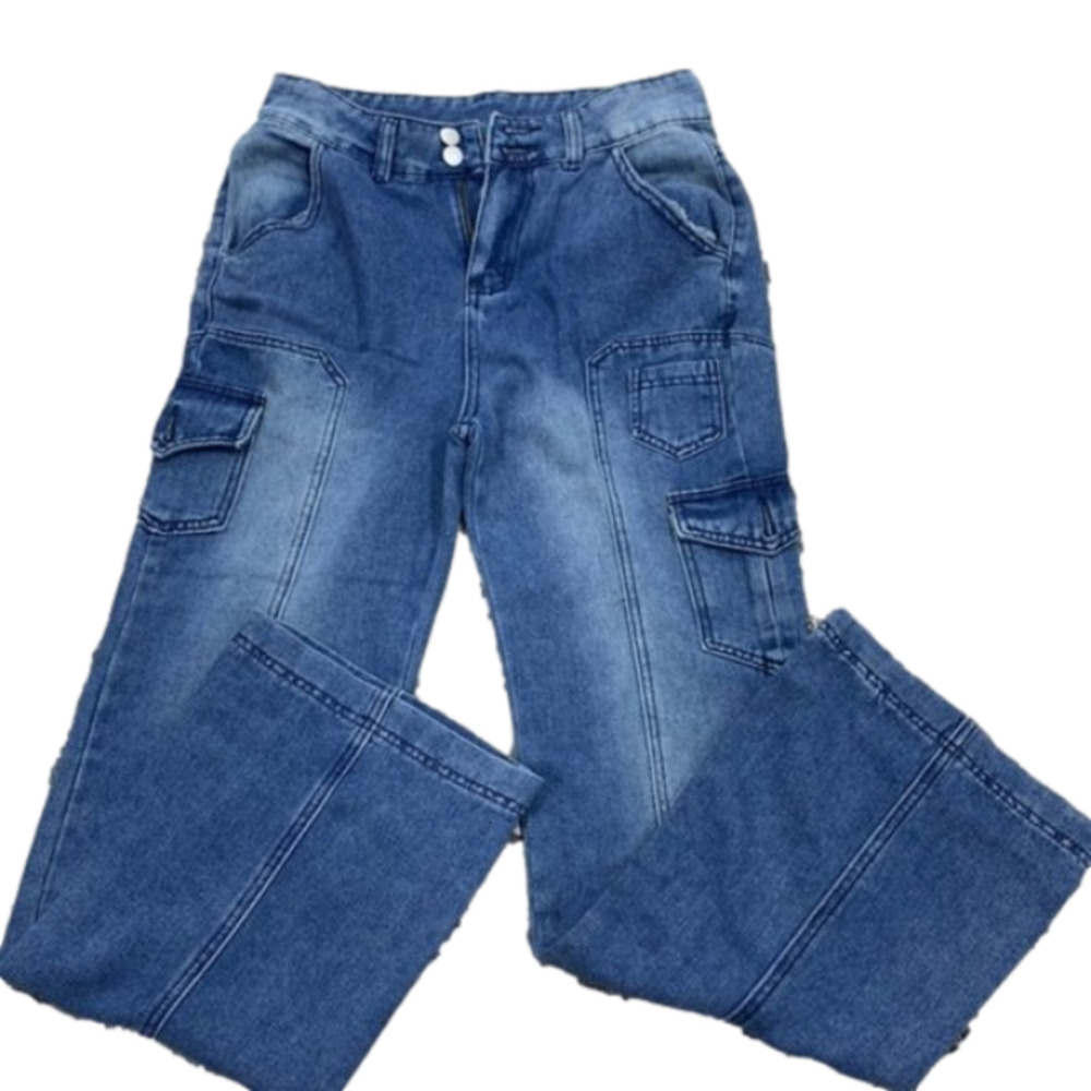 Multiple-Pocket Blue Jeans